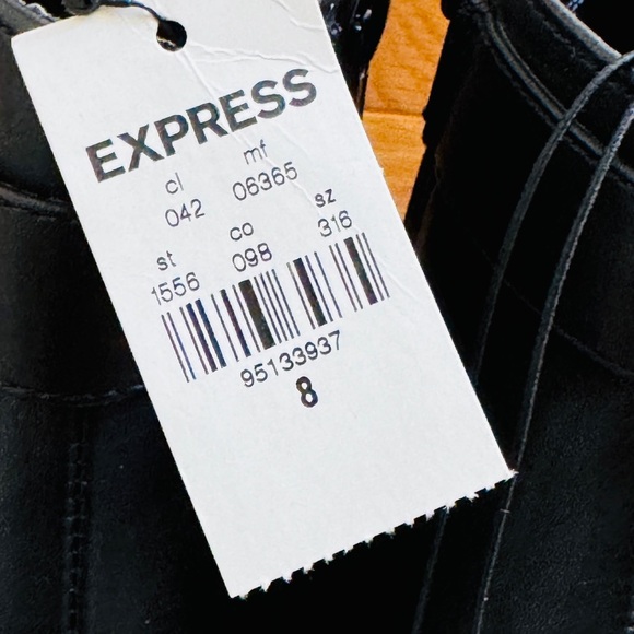 NWT EXPRESS black Wedge Heels Ankle Boots Size 8 - Picture 9 of 9